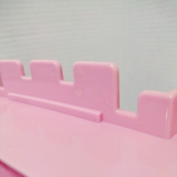 VeggieTales Princess Castle Pink Incomplete As Is - Picture 13 of 13